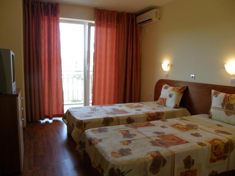 סינמורץ Family Hotel Dayana Beach מראה חיצוני תמונה