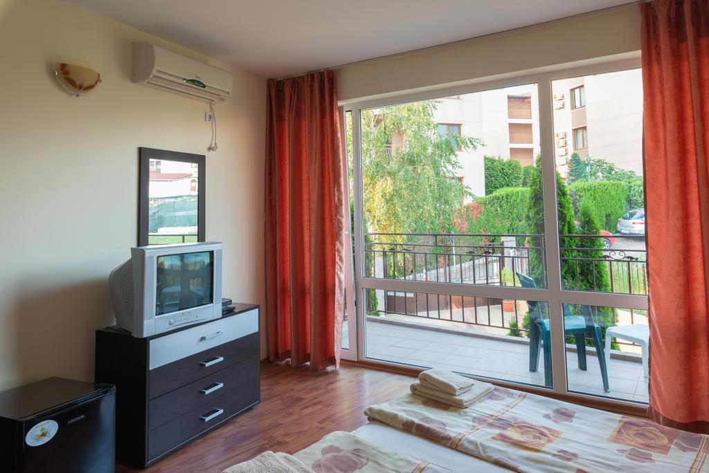 סינמורץ Family Hotel Dayana Beach מראה חיצוני תמונה